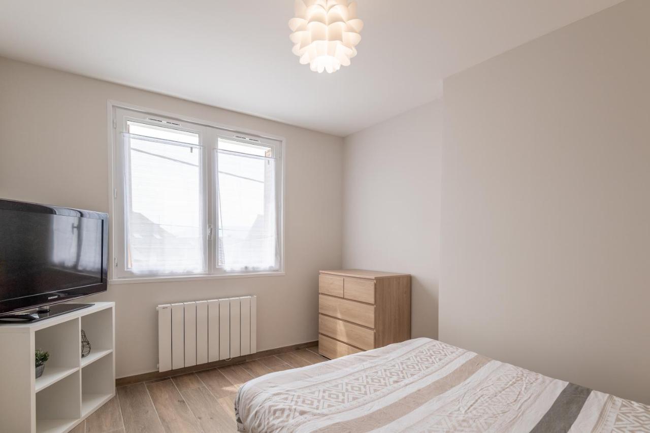 Appartement Lumineux Au Centre Du Village Saint-Felix  Esterno foto