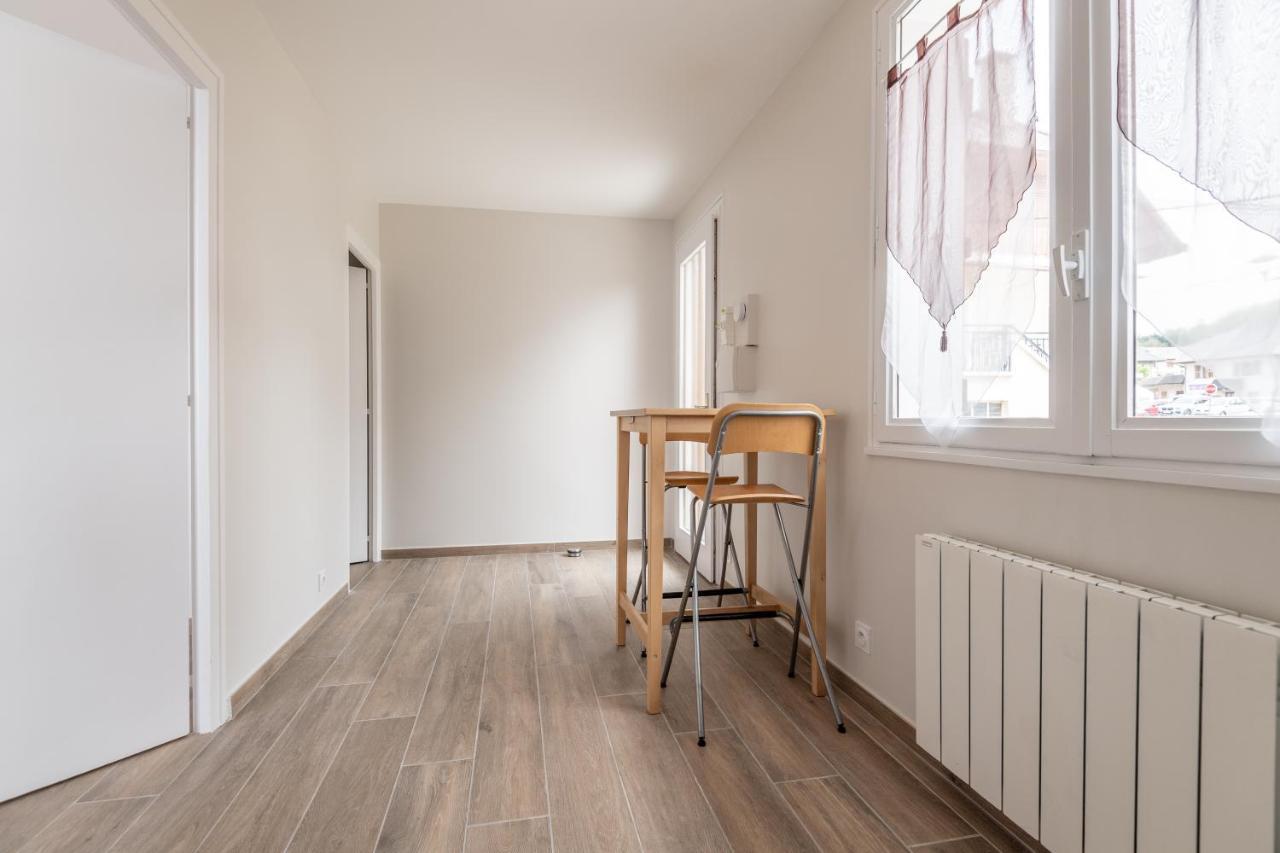 Appartement Lumineux Au Centre Du Village Saint-Felix  Esterno foto